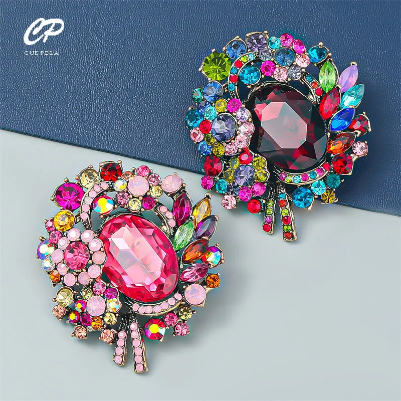 Exquisite Oval Glass Rhinestone Flower Brooch Lovely Pin Fashion Popular Brooch Clothing Accessories