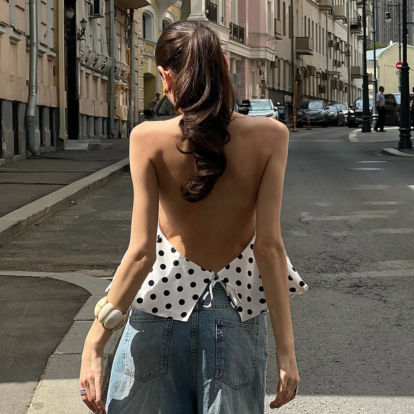 Combhasaki 女性夏のヴィンテージ水玉プリントフリルベストビッグリボンタイホルターチョーカーネックタイバックレスシルキーノースリーブシャツ