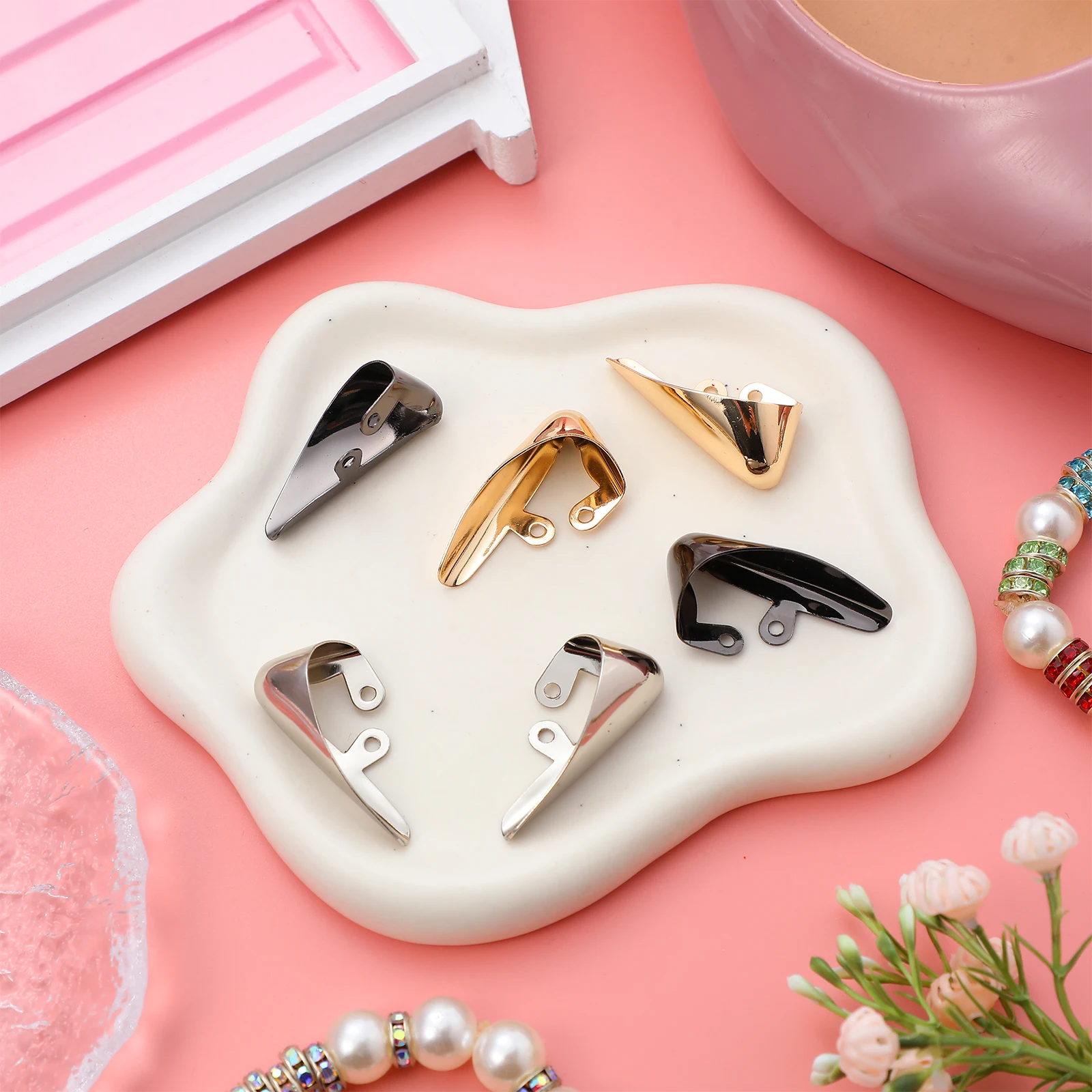 

6 Pcs Tip Protectors Pointed Covers for Pointed Shoes Cover High Heels Metal Toe Caps Black Silver Gold Extend