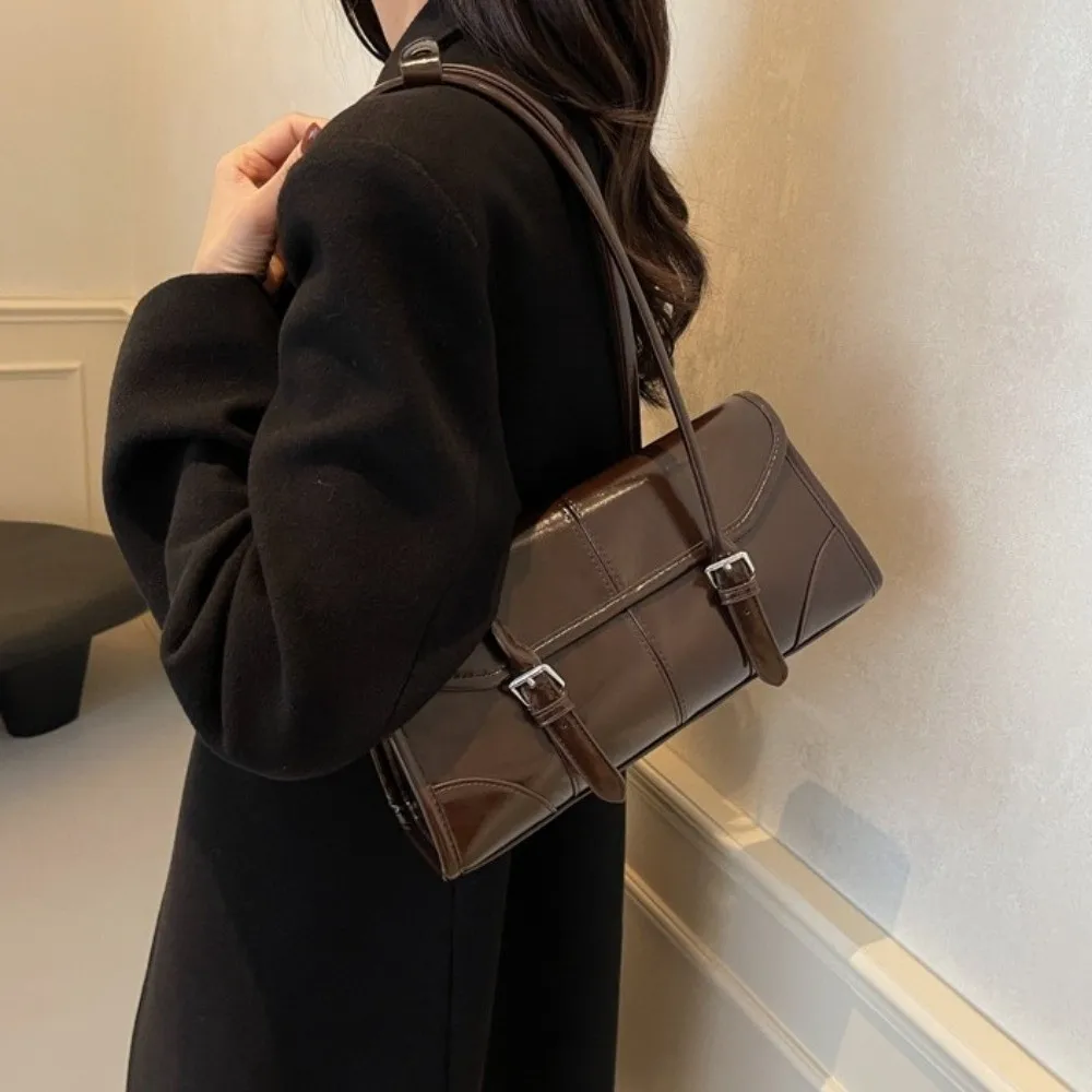 

Casual Square Retro PU Shoulder Bag Large Capacity Messenger Bag PU Underarm Bag Portable All-match Retro Handbag Office