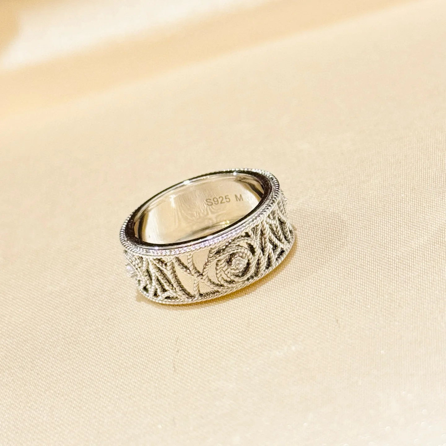 

100% 925 Sterling Silver Hollow Pattern Flower Ring For Women Fine Jewelry