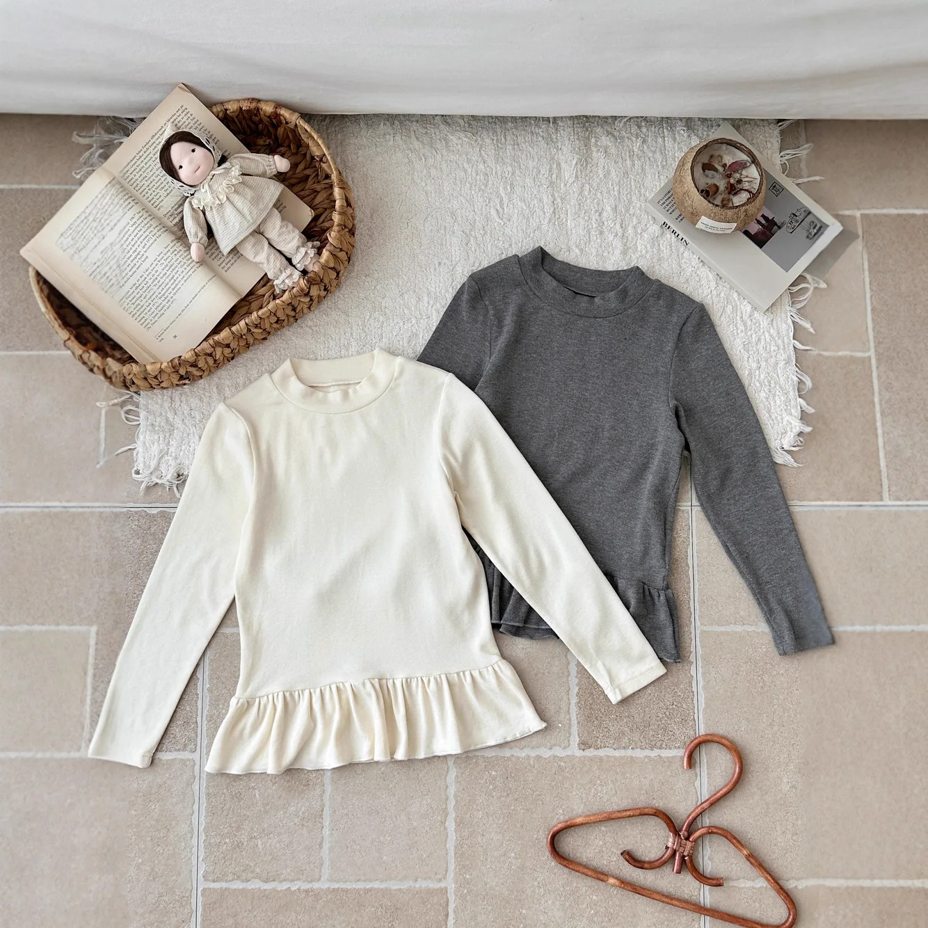 

2025 Autumn Girls Top Korean Style Ruffle Trim Stretchy Long Sleeve T Shirts Soft Cotton Blouse Casual Toddler Kids Clothes