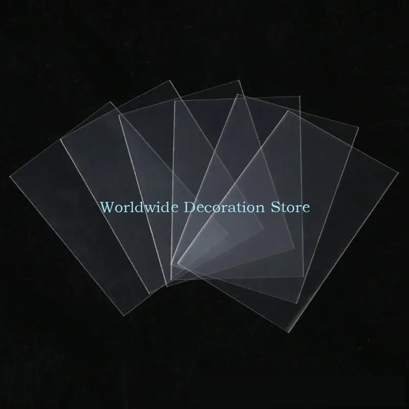 Q39b 50 stcs Transparante kaartfilm Clear Korea Mouwen Foto holografische beschermkaarten Holografische beschermerfilm