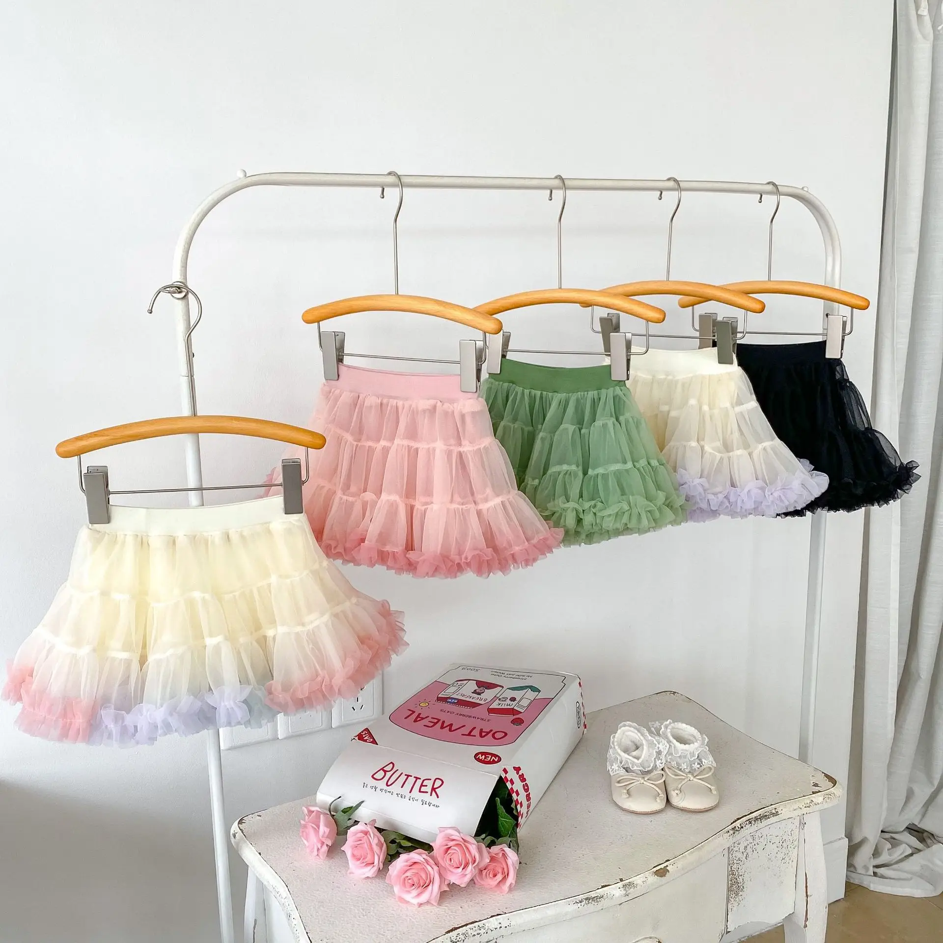 

2024 Summer New Baby Girl Solid Skirts Toddler Sweet Princess Gauze Skirt Infant Girl Fashion Ball Gown Girls Tutu Tiered Skirt