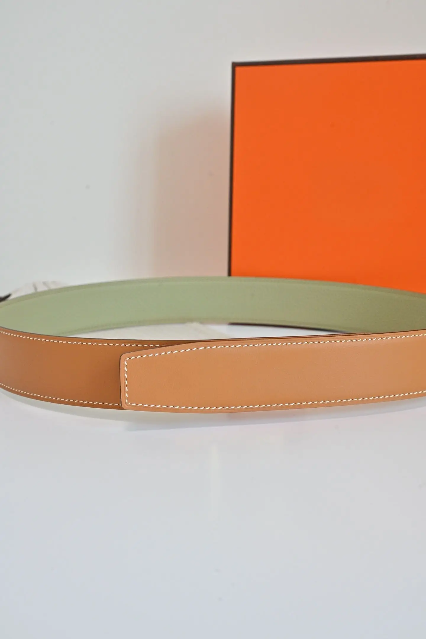 Light Green Cross Grain Cowhide Belt Strap, Caramel Smooth Reverse Side, No Buckle, Contrast White Edge Stitching, Multiple Adjustment Holes