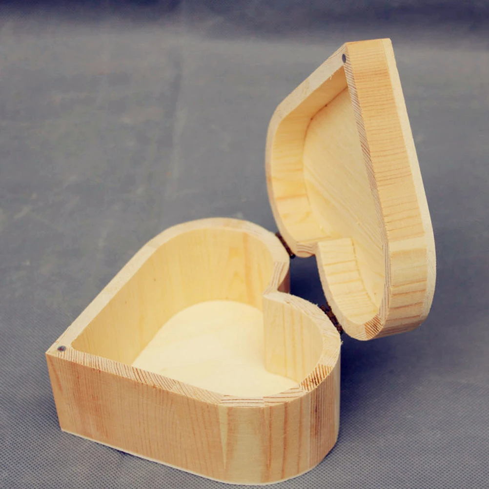 

Adorable Storage Chest Creative Gift Case Container Jewelry Display Simple Wooden Creative Gift Case Adorable Heart-shaped