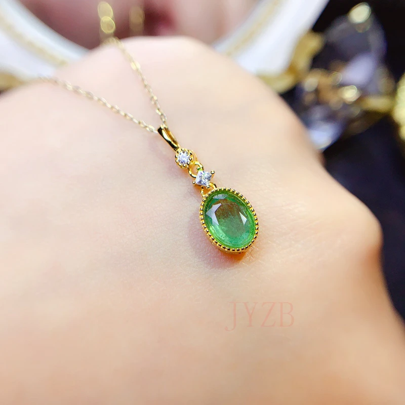 Fine jewelry natural emerald pendant simple collarbone design necklace holiday gift for girls