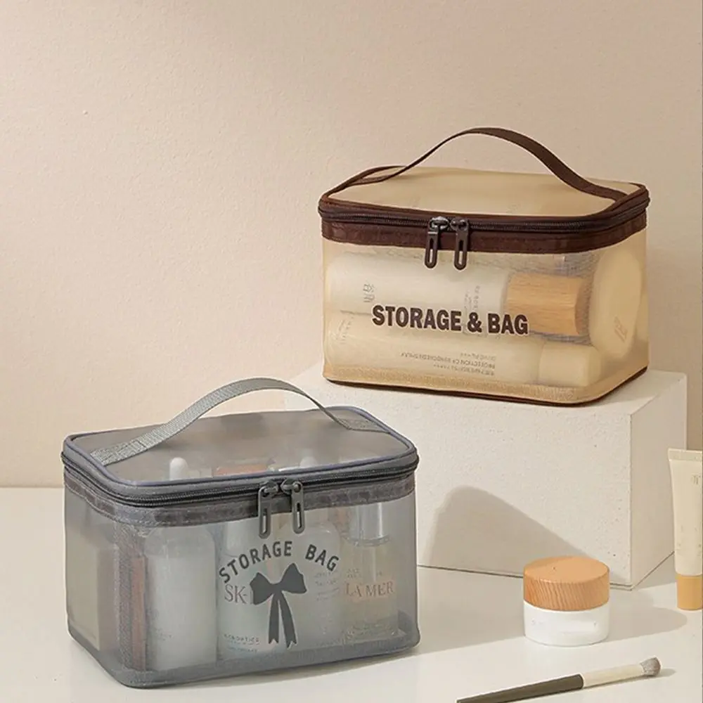 حقيبة مستحضرات التجميل الشبكية الشفافة قابلة للتنفس ذات سعة كبيرة حقيبة أدوات الزينة المحمولة باليد خفيفة الوزن منظم المكياج حقيبة السفر