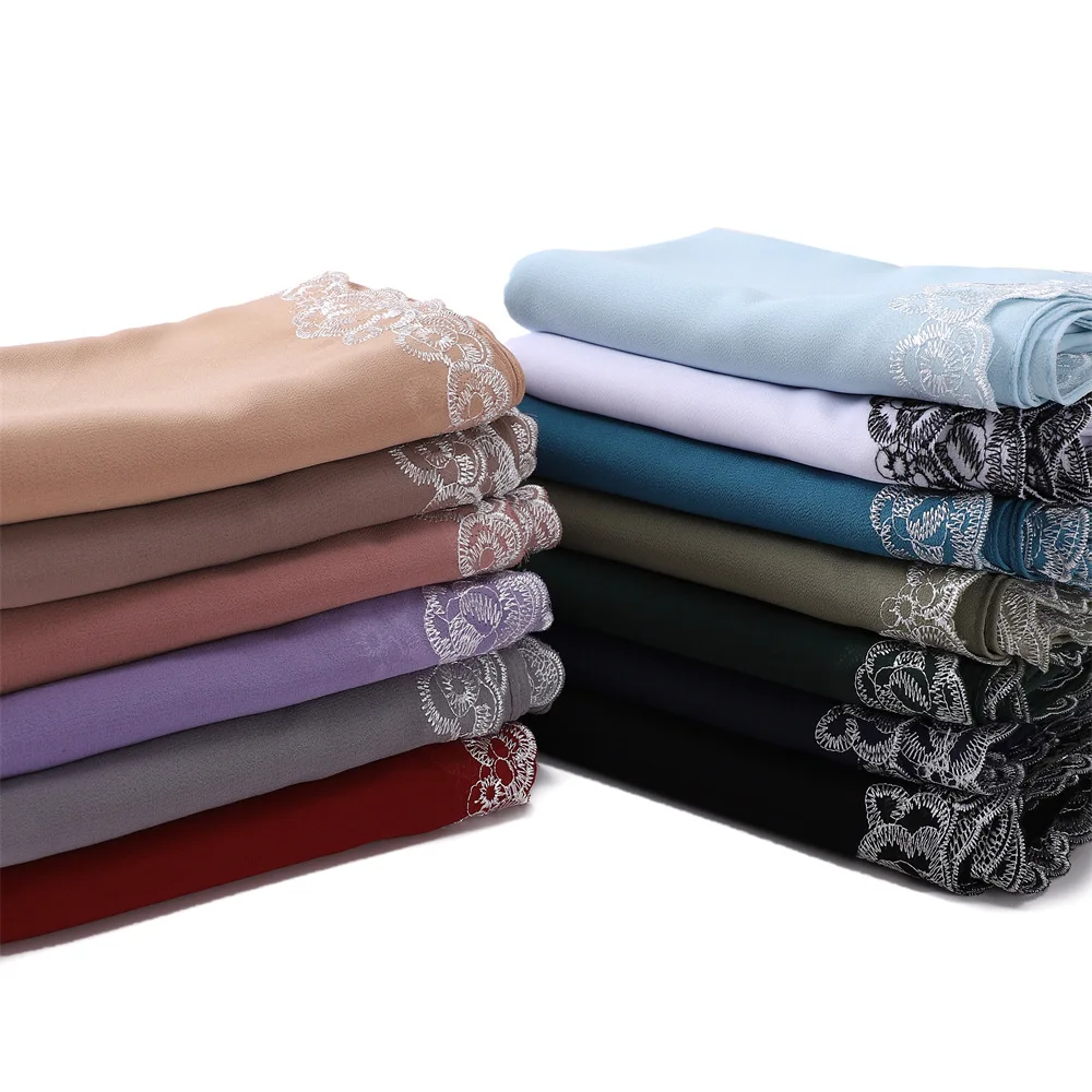 Voan Khăn Trùm Đầu Với Embrodiery Ren Tudung Phụ Nữ Hồi Giáo Embrodieried Rose Ren Cạnh Hijabs Chiếc Khăn