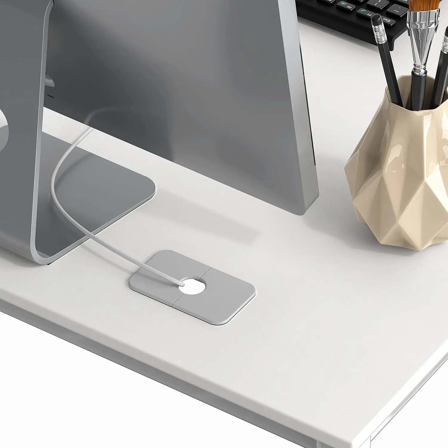 Bureau blanc en forme de L, 55 x 60 pouces, bureau d'ordinateur moderne pour bureau à domicile