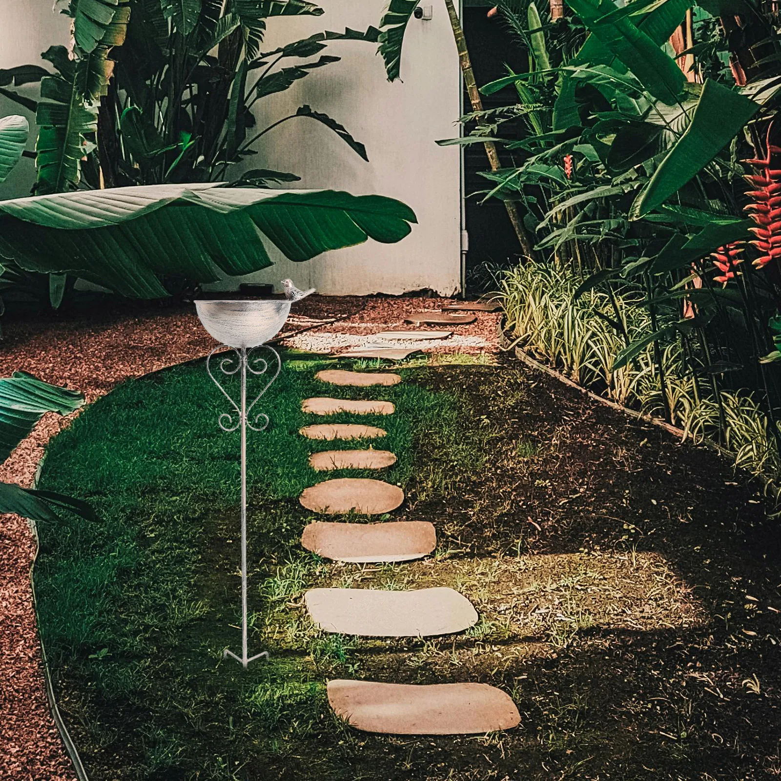 

1 шт. отдельно стоящая чугунная миска для птичьей ванны, винтажная кормушка, уличная устойчивая к атмосферным воздействиям ванна для птиц для сада, лужайки, украшения патио