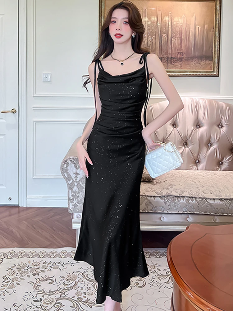 الصيف الأسود مشرق الحرير الساتان شيك القوس حبال مثير فستان طويل المرأة الكورية خمر فستان هيبورن 2025 أنيقة Bodycon فستان الحفلة الراقصة