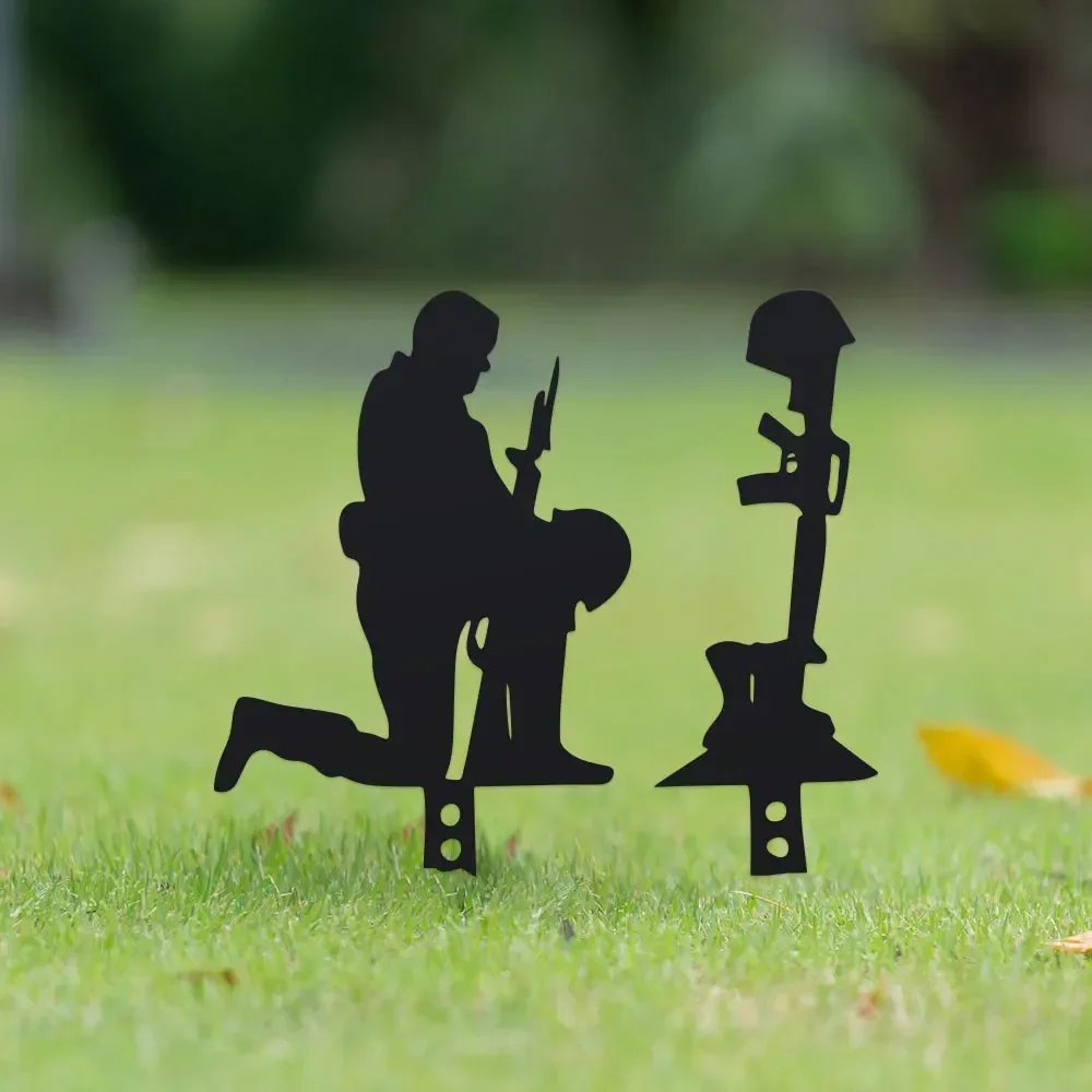 2D 1pcs/set Metal Wrought Iron Garden Stake Land Army Garden Decoration Plug-in Garden Sign Statue With Commemorative Decoration