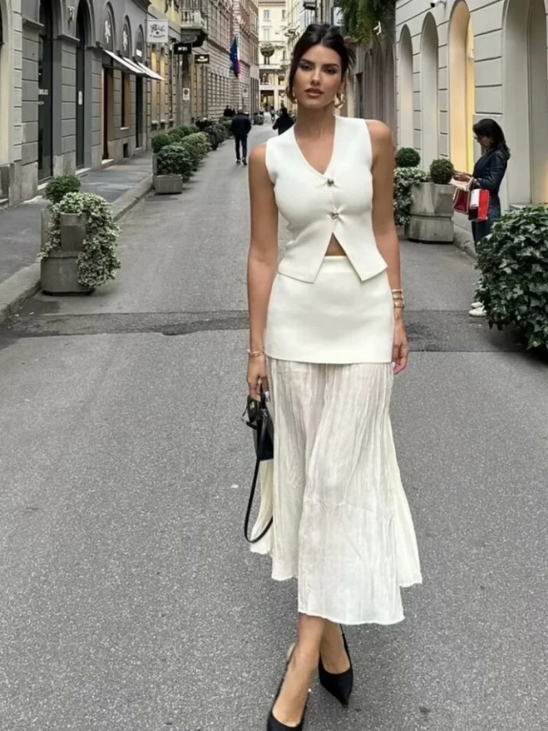 

Elegant Knitted 2 Piece Sets Women Outfit Summer Clothes Women Sleeveless Vest Top Long Skirt Sets Fashion Two Pieces Dress Sets