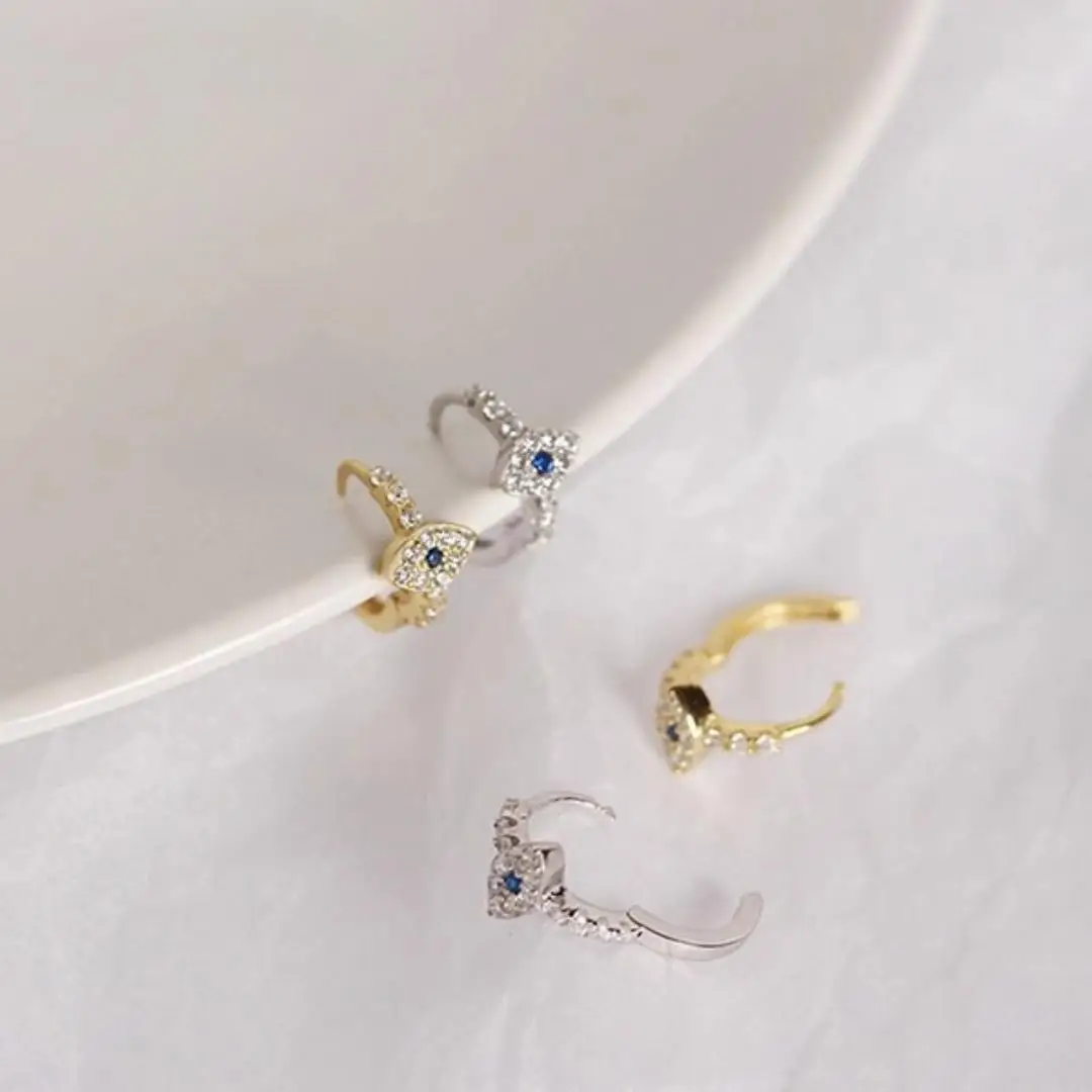 European and American Cold Wind Devil's Eye Ear Buckle Fashion Diamond Set Personalized Light Luxury Design Earrings view 4