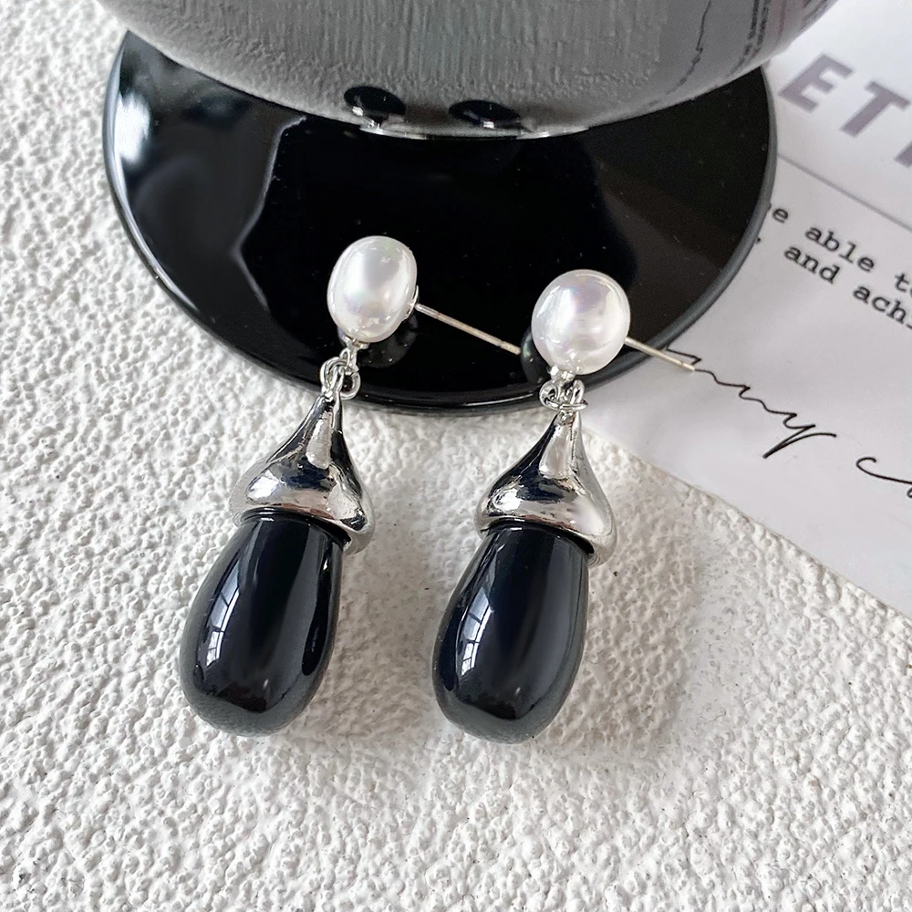 AENSOA Trendy Rhinestone Crystal Geometric Drop Earrings for Women Statement Black Heart Flower Dangle Earrings Party Jewelry