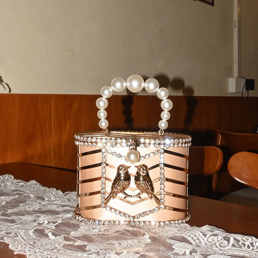 Vintage Pearl Evening Bags For Women Chain Shoulder Crossbody Bags Hollow Out Diamond Female Square Bucket Bags
