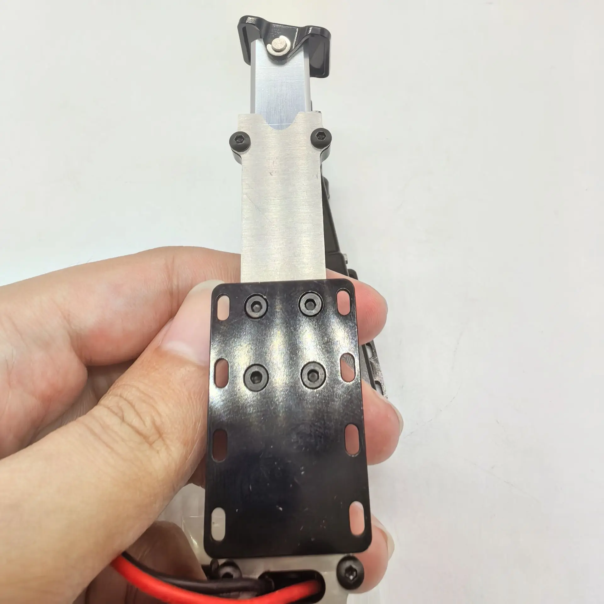 

1/14 RC подъемные опорные ножки электрическая опорная ножка Ls-A0006 для полуприцепа Tamiya, запчасти для тягача, аксессуары, модель «сделай сам»