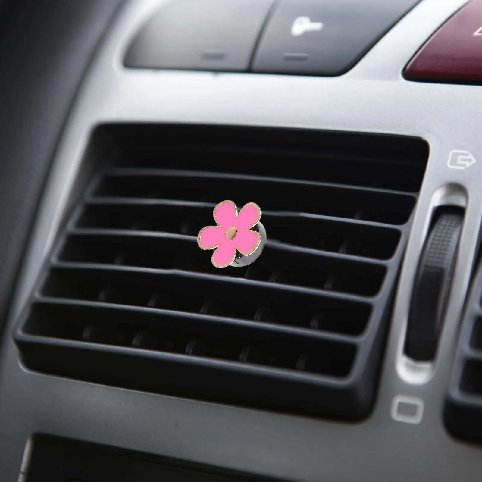 

1Set Flower Car Air Vent Clips Creative Air Freshener Clip Charming Daisy Perfume Diffuser Car Interior Decor Accessory