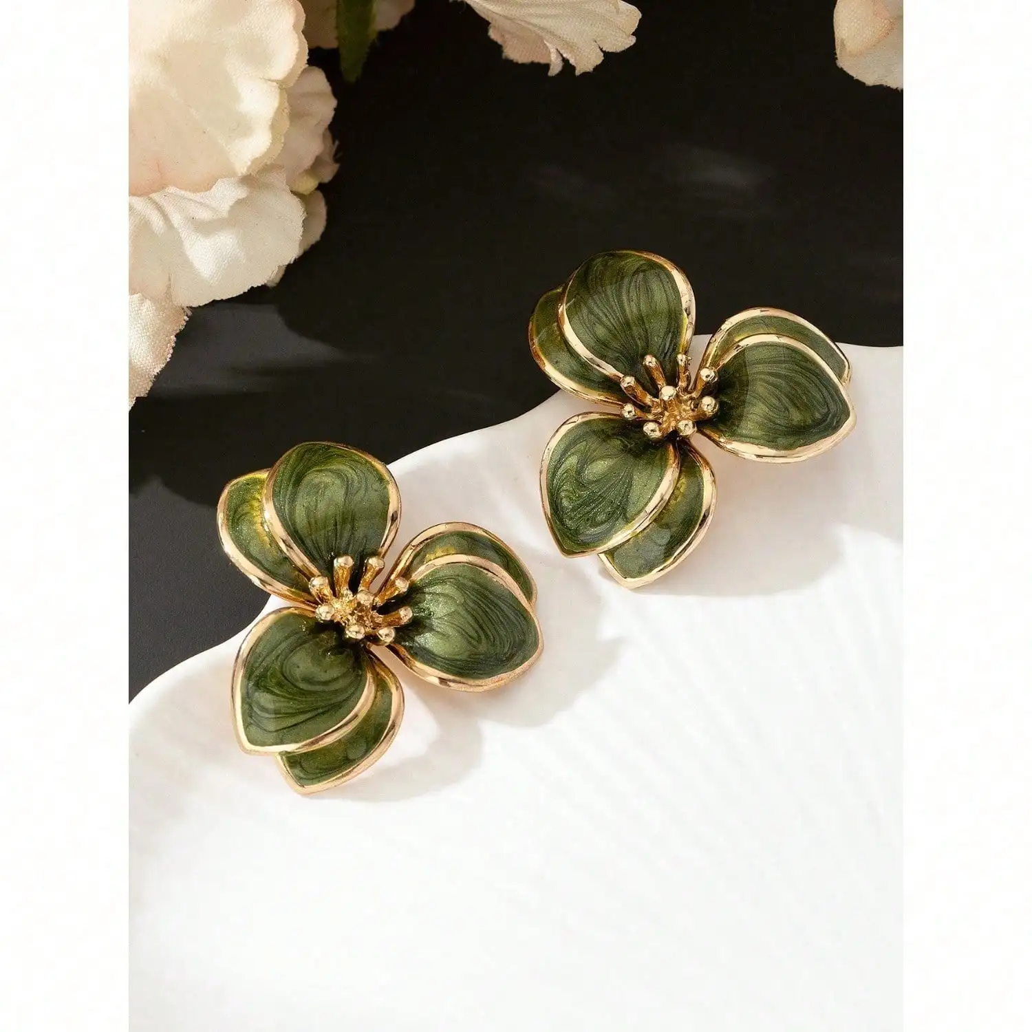 

Прекрасные серьги-гвоздики с цветочным узором в морском стиле для женщин