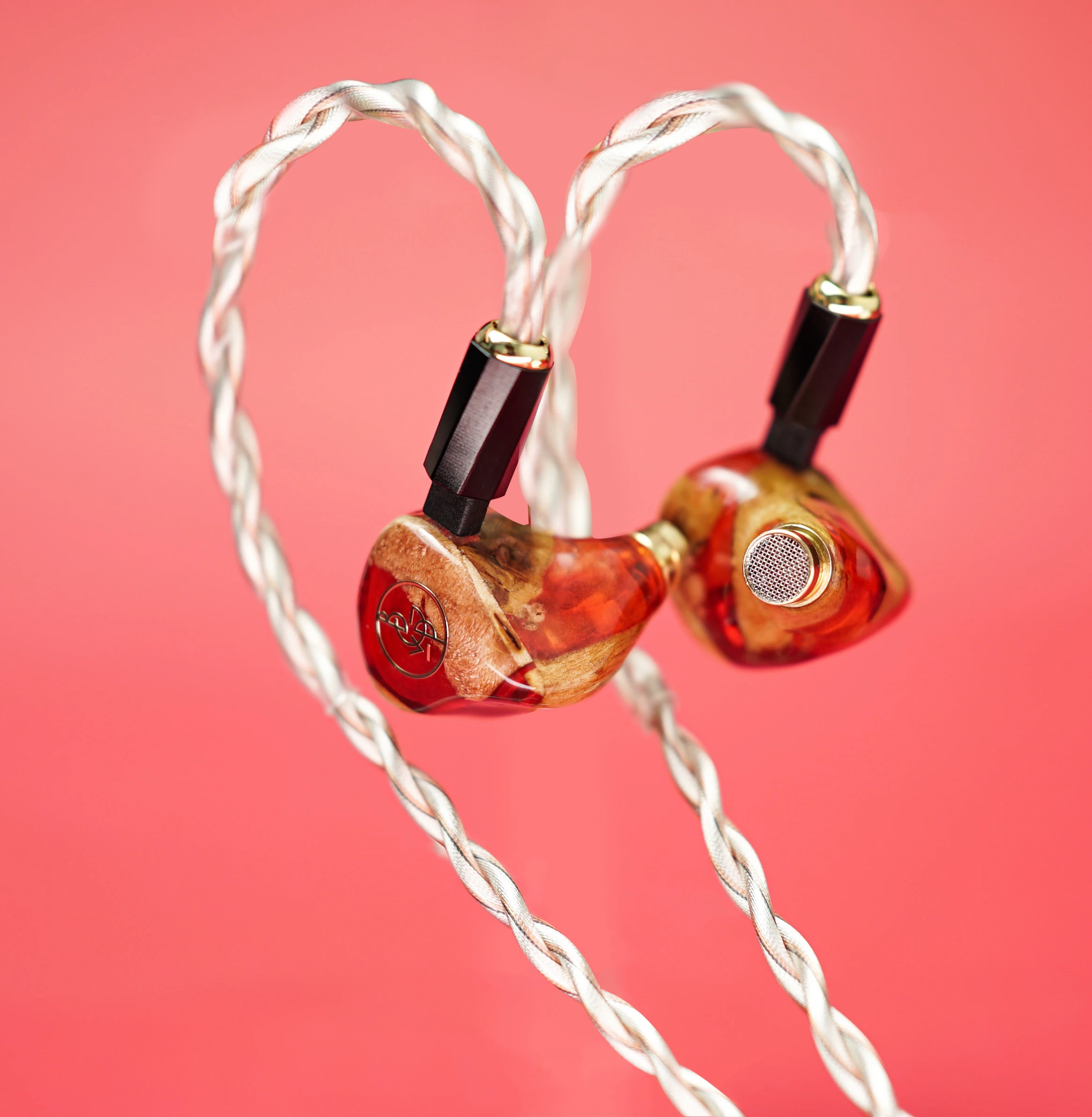 

BGVP Phantom Special Edition 2BA+2DD+2EST+2BCD Hybrid In-ear Hybrid Hifi Music Monitor Studio Audiophile Stereo Bass Earphones