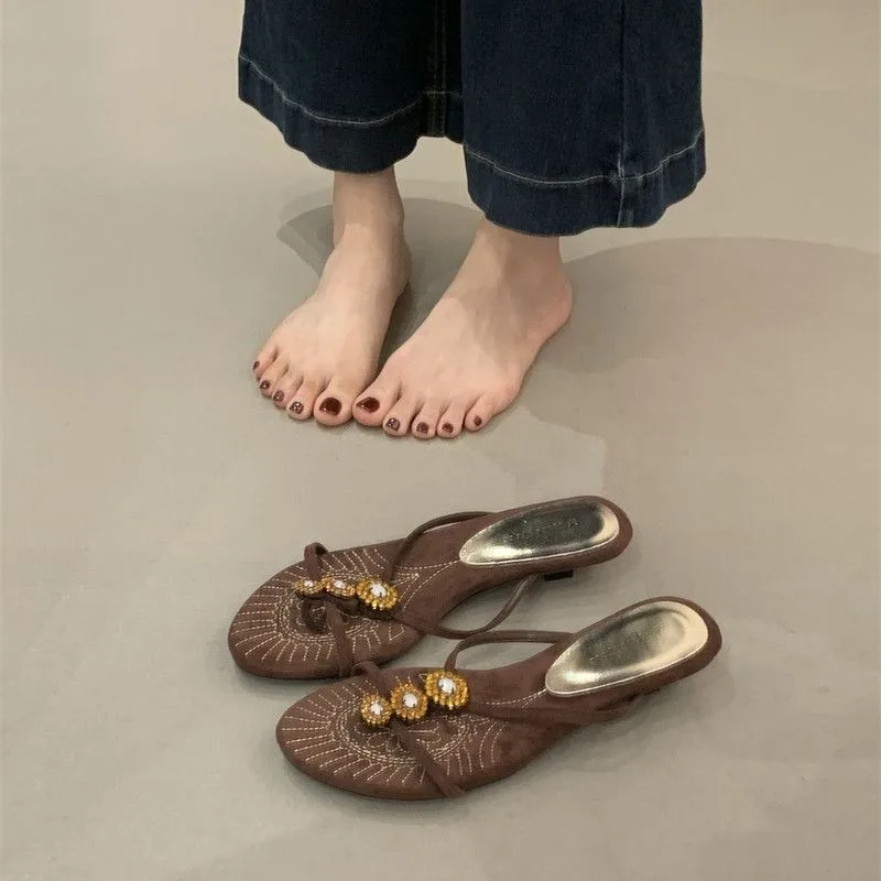 Summer 2026 New Simple Style Casual Low Heel Women's Sandals Fashion Solid Color Hollow Comfortable Women Shoes Сандали Женские