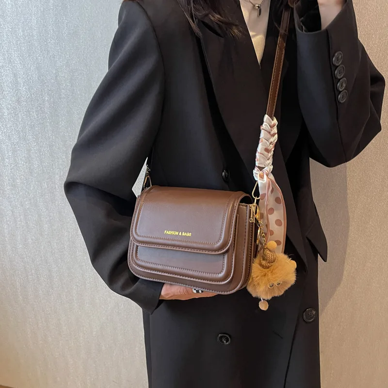 

High end small shoulder bag, niche crossbody bag, women's stylish versatile shoulder bag