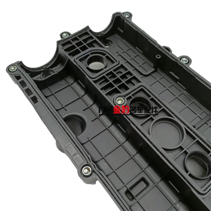 Engine Valve Cover for Land Rover 2.0L LR2 Discovery Sport Range Rover Evoque LR070360 LR030368 LR038319 for Volvo XC60 S80L S60