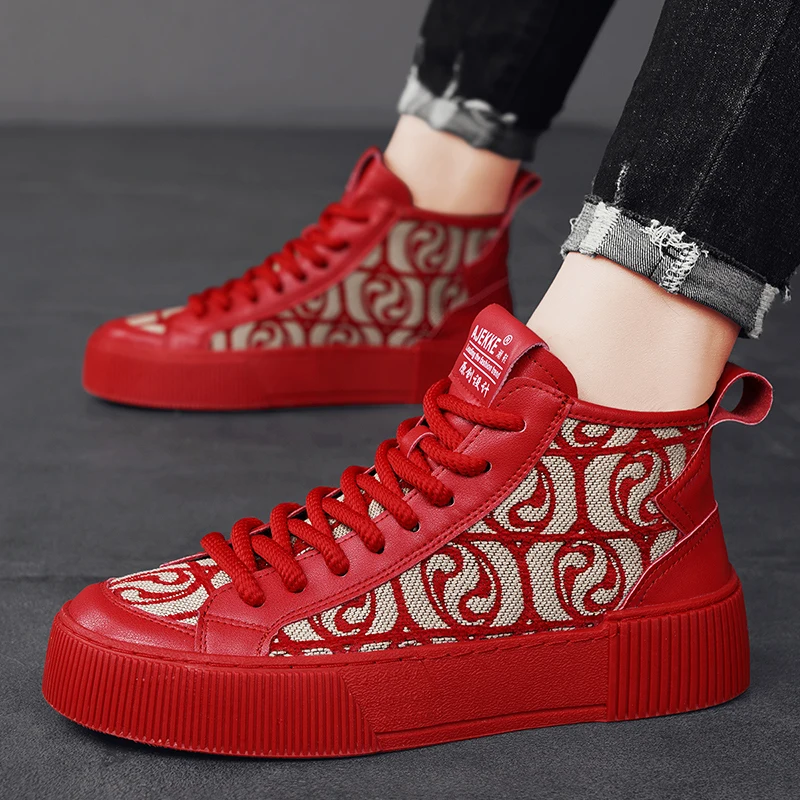 Fashion Red Embroidered Men High Top Sneakers Sping New Arrivals Men Platform Shoes Comfort Breathable Men Skateboarding Shoes