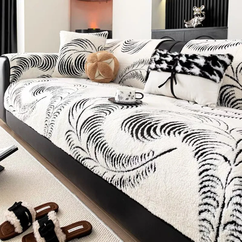 

Soft and Thick Sofa Cover Cloth for Warmth Anti Slip and Cat Scratch Prevention Sofa Cushion Cover for Autumn and Winter Seasons