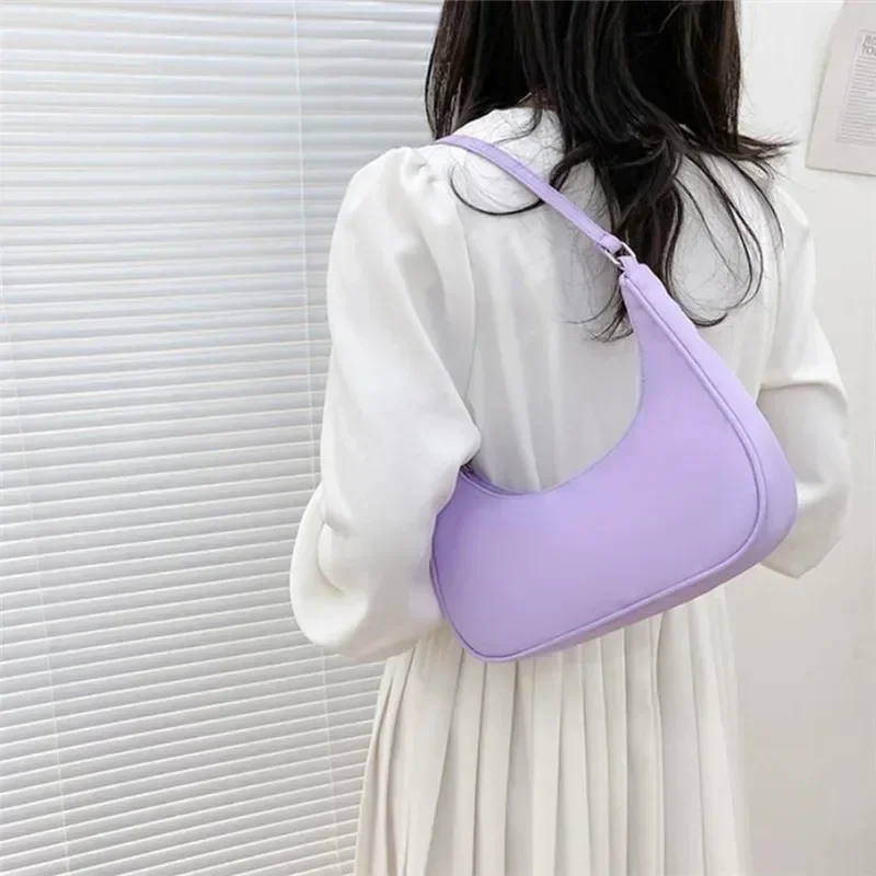 

Fashionable Shoulder Underarm Bag Light Small Solid Color Satchel Stylish Women Tote Bag, Suitable for Daily Work Outdoor Party