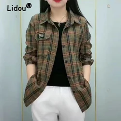 Women Vintage Plaid Appliques Pocket Button Up Shirt Autumn Fashion Lapel Long Sleeve Blouse Casual Streetwear Loose Tops Blusas