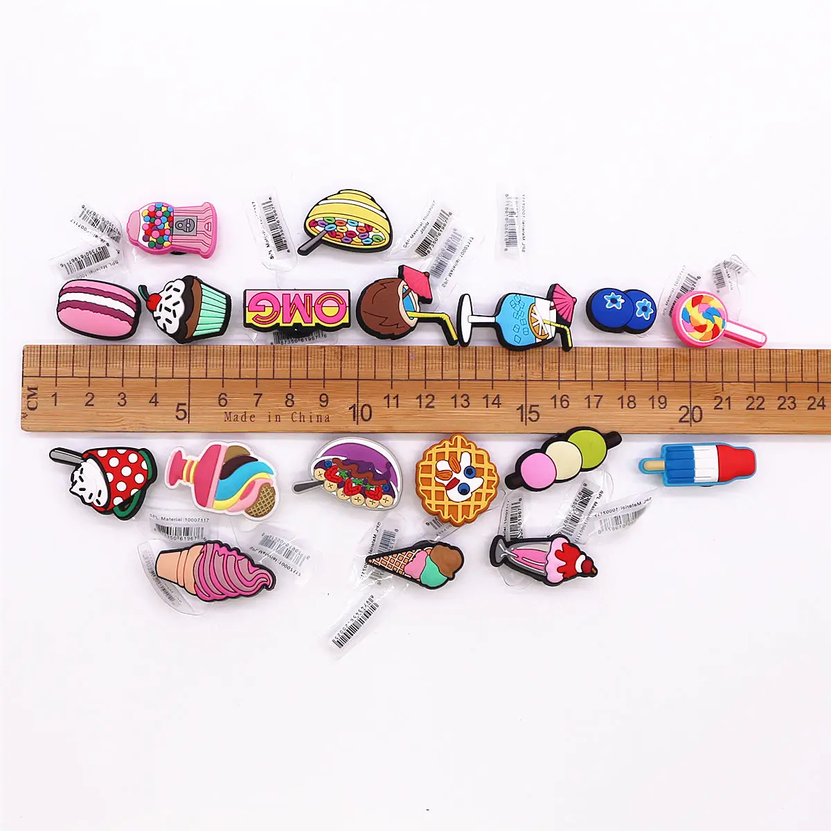 1pcs Original Food PVC Shoe Charms Accessories Macarones Lollipops Ice Cream Shapes Shoe Buckle Decorations for Kids Party Gifts