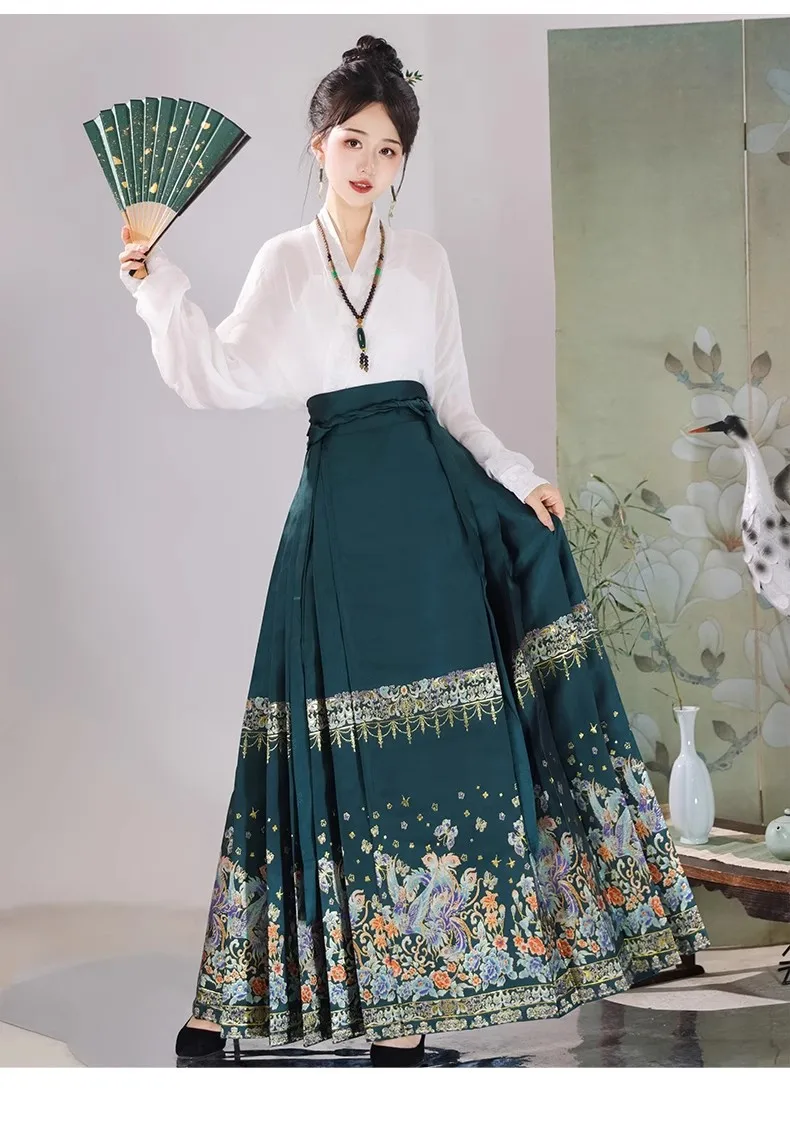 

2003 Horse Skirt Women's Hanfu Red Brocade Gold Makeup Flower Color Phoenix Print