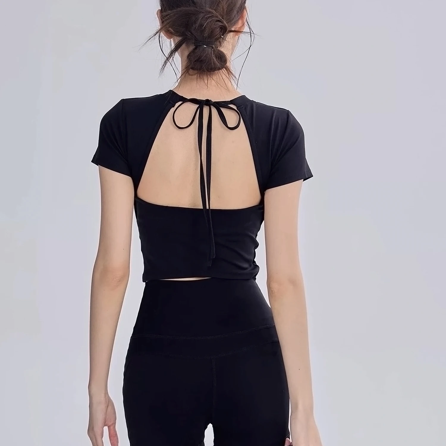 Großhandel Damen Gepolstertes Langarm-Yoga-Shirt mit Schönem Rücken, Gym-Bluse, Pilates, Fitness, Laufen, Workout, Sport-Top – Detail 16