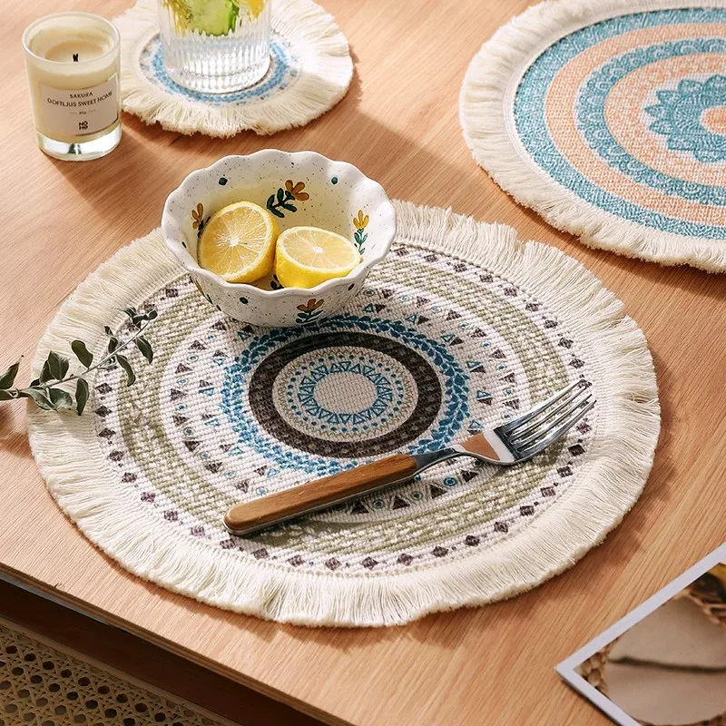 Bohemian Round Cotton Linen Woven Placemats Rustic Fringe Mats for Christmas Birthday Party Outdoor Wall Vase Decor Photo Props