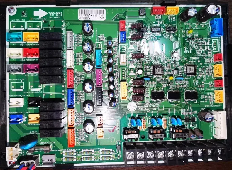 

Central air conditioning computer boardEAX64524501 EBR74363405