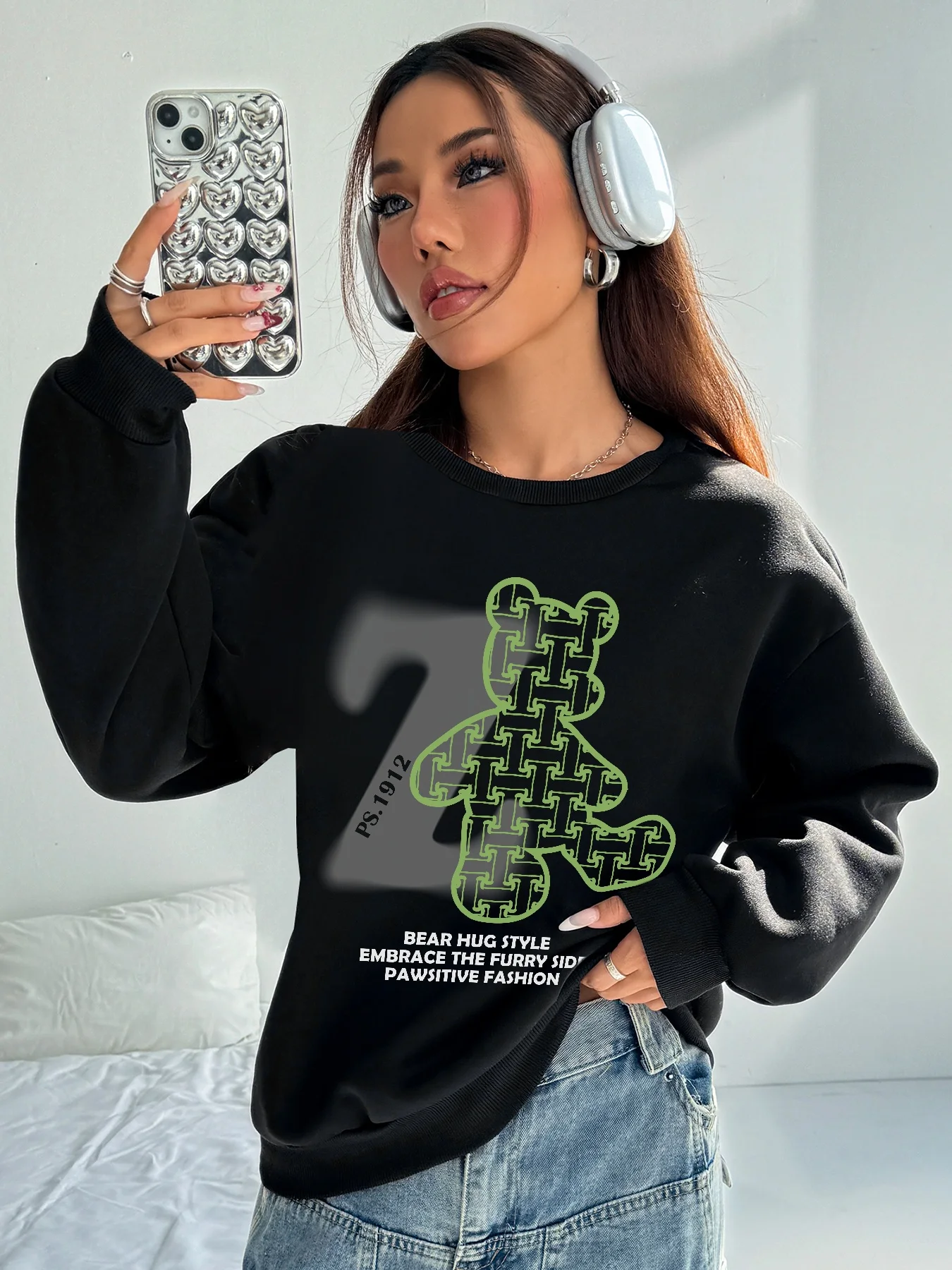 

2024 Y2K Women Bear Printed Loose Pullovers Sweatshirt Ladies Long Sleeve Hoodies Winter Autumn O-Neck Fashion Clothes Tops