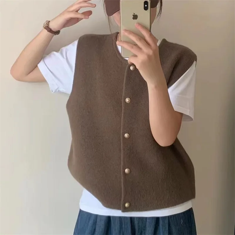 

Casual Knit Vest Women Loose O-neck Sleeveless Single Breasted Sweater Waistcoat Female 2024 Autumn Lady Match All Vests XK98