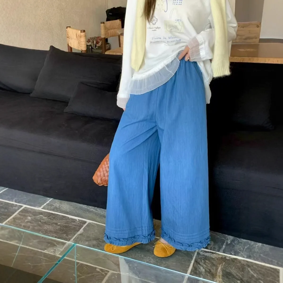 

New Autumn Season Versatile Loose Age-reducing Lace Splicing Wide-leg Casual Pants