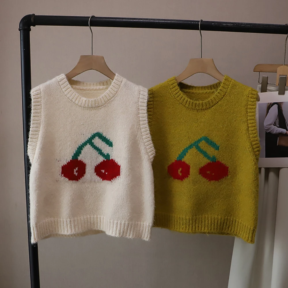 

Cherry Knitted Sweater Vest Korean Ins O-Neck Loose Short Knit Vests Temperament All-Match Sleeveless Pullover Tops for Women
