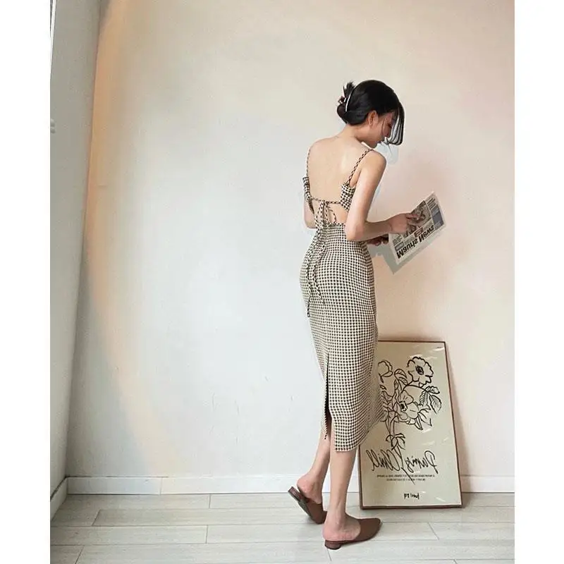 French Retro Houndstooth Temperament Sexy Slim Hip-packing Suspender Long Skirt Hong Kong Style Cross-stretched Dress