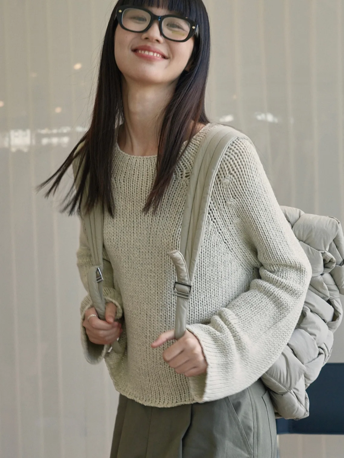 

Spring and Autumn Women's Casual Solid Round Neck Long Sleeve Loose Sweater