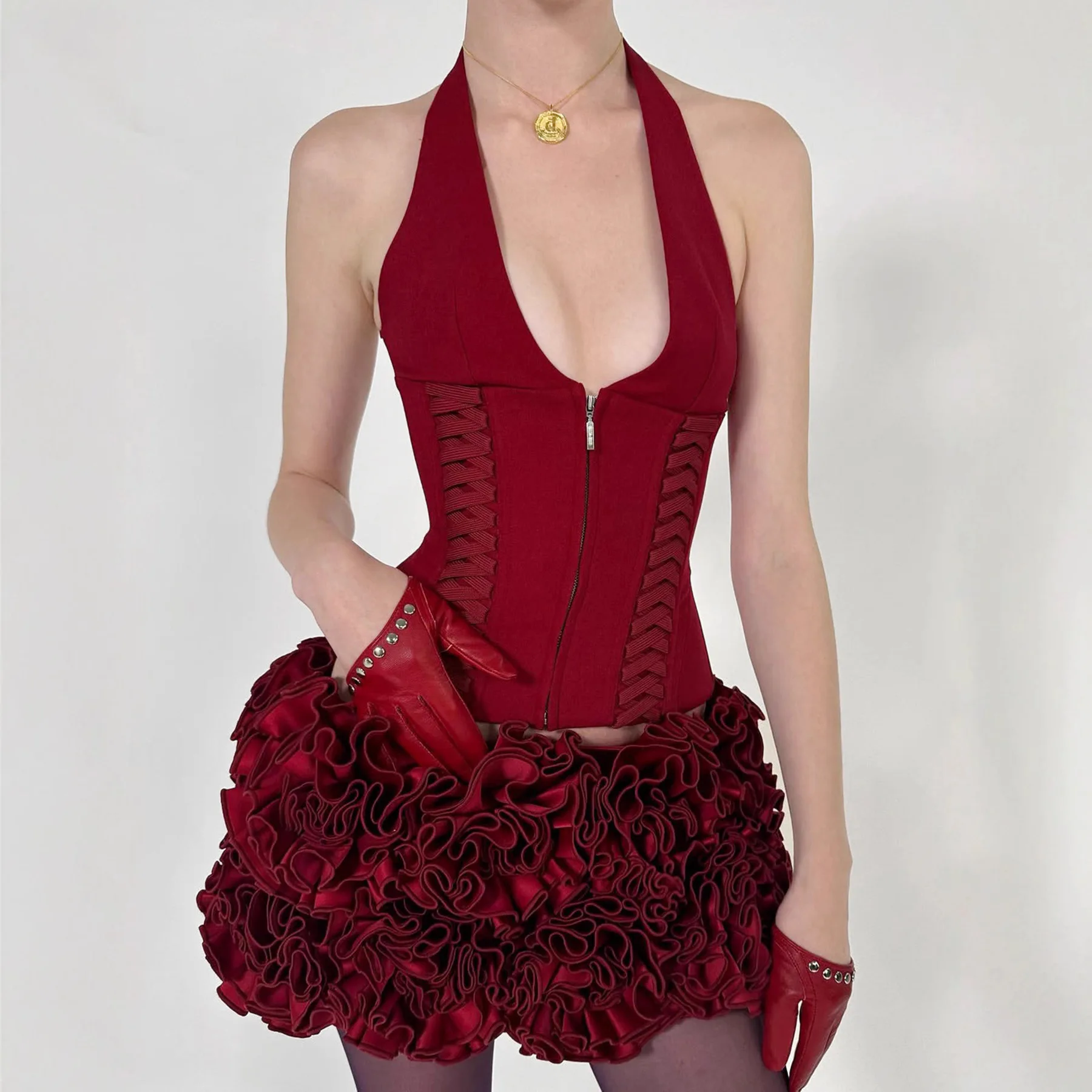 المألوف وصول جديد INS ستار جيني حزام مثير البنطال القصير العميق الخامس الرقبة معلقة الرقبة سترة عالية مرونة مريحة نمط الشارع