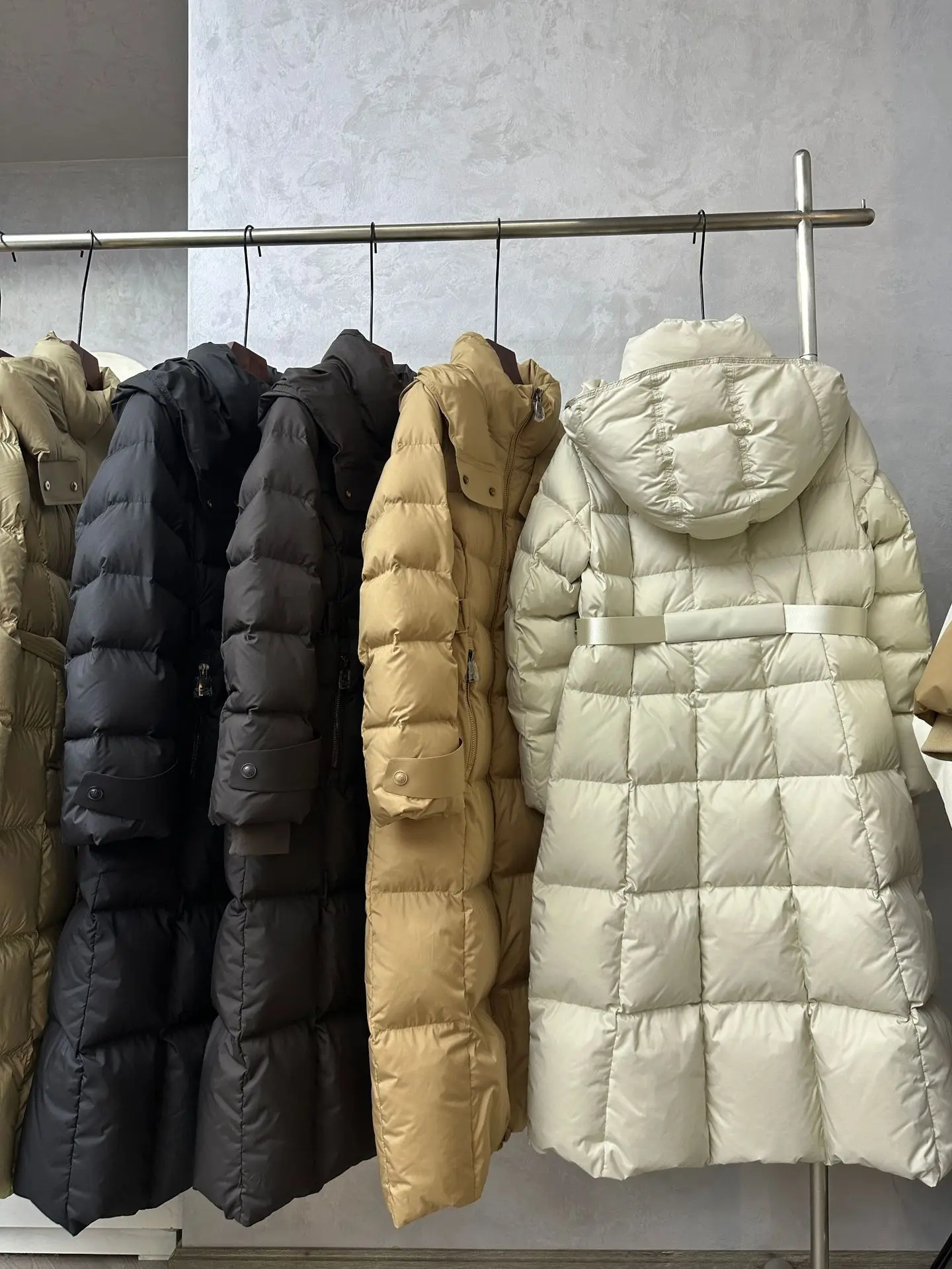Luxury Women's Down Coat 90% White Duck Down Stand Collar Windproof Thickened Warm Mid-Long Slim Hooded Winter Puffer Jackets