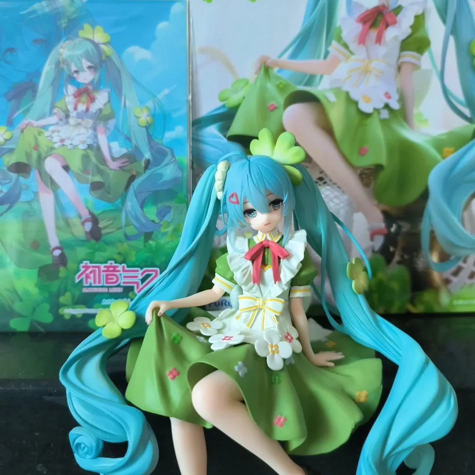 Hatsune Miku Mode Desktop-Deko Niedliche Handgefertigte Blumen-Kleeblatt-Stil PVC Bewegliche Puppe Modell Spielzeug Exquisites Dekoratives Geschenk