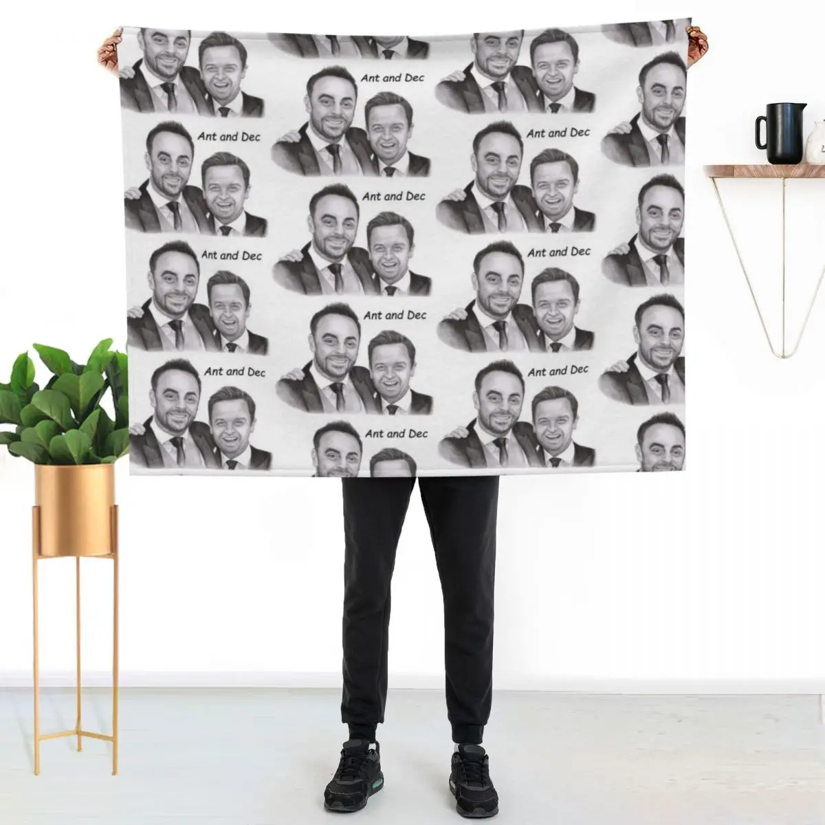 

Ant and Dec Throw Blanket Cozy Light Blanket for Travel Camping Picnic