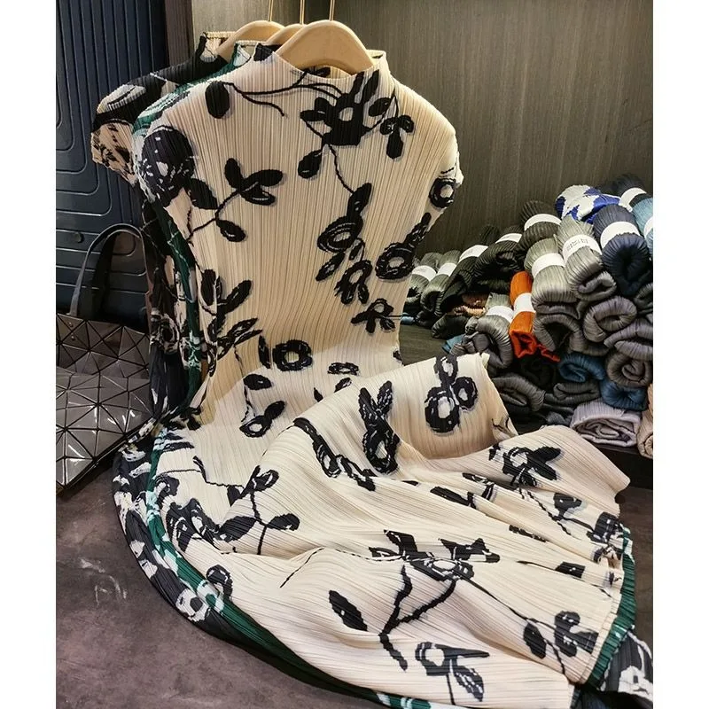 

Dress Short Sleeves Women's Summer Elegant Stand-up Collar Printed Pleated Mid-length Skirt New Leisurely Minimalist Distinctive