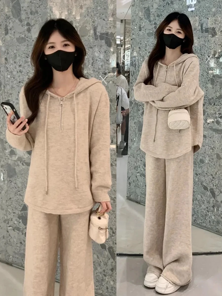 

Комплект из двух предметов: вязаная шапка, свитер и повседневные брюки в стиле lazy style. Осенняя мода, женская одежда, полиэстер, длинный рукав.