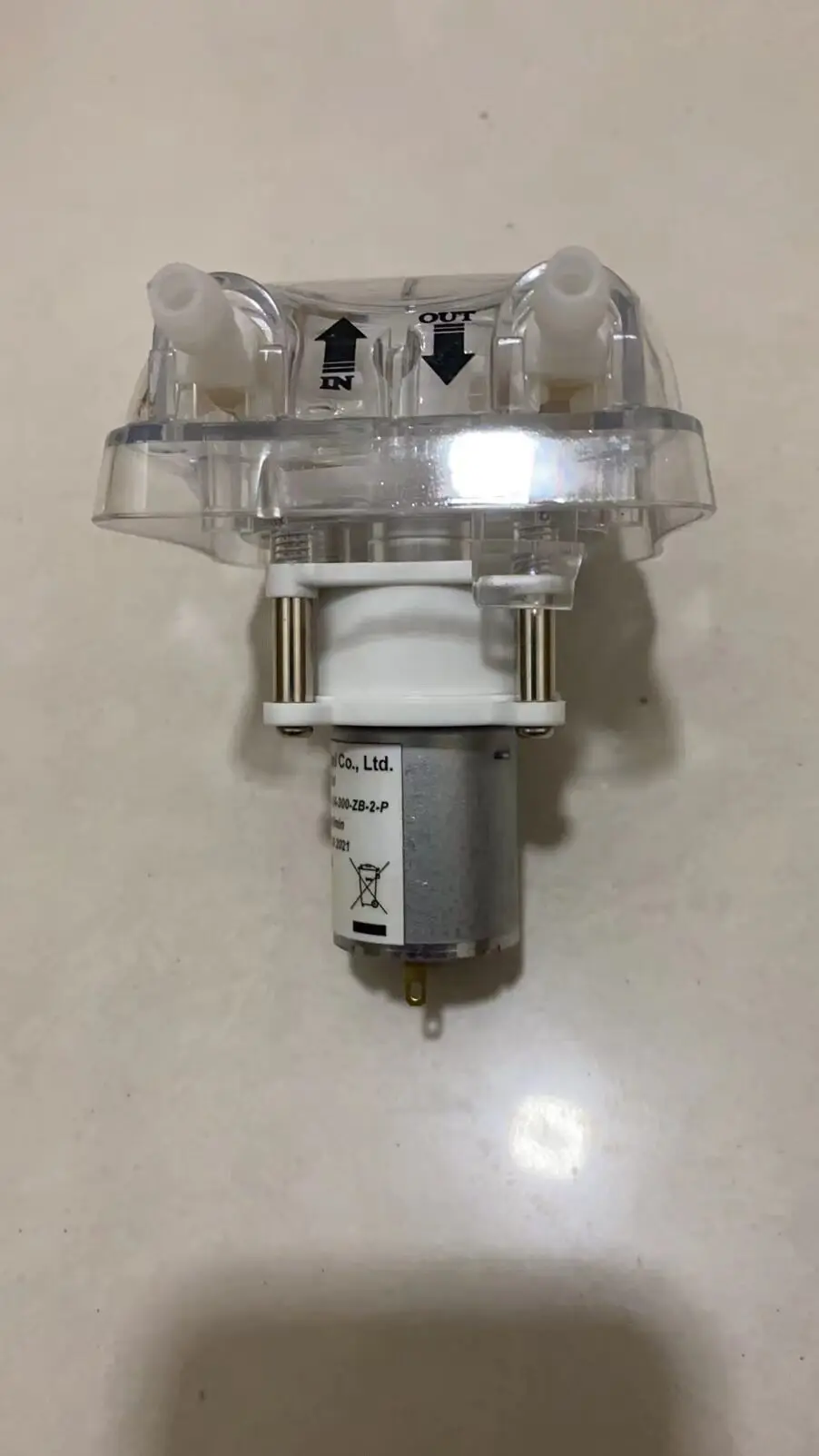White peristaltic pump for cleaning machine